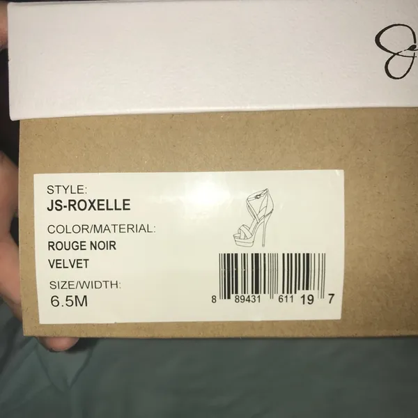 maroon jessica simpson velvet heels 6.5 - Image 5