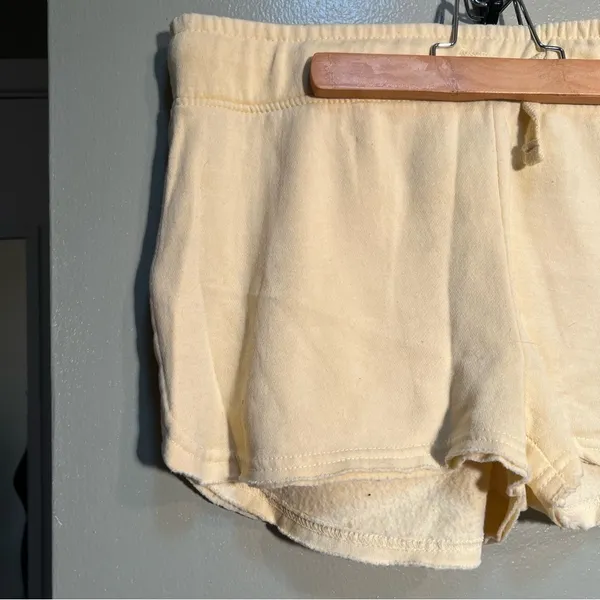 Salty Wave Collection Women's Size‎ XL Sweat Shorts Butter Yellow Topsail Island - Image 2