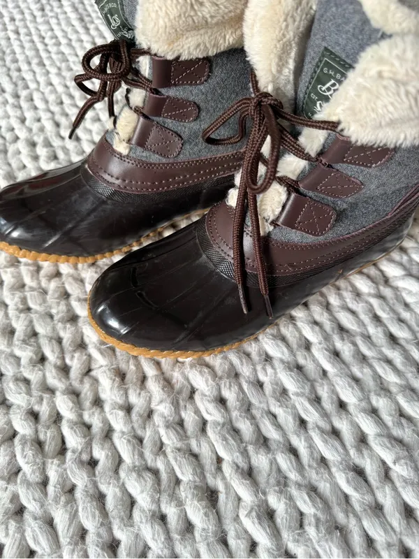 G.H. Bass & Co. Northern Duck Boots, size 8 - Image 3