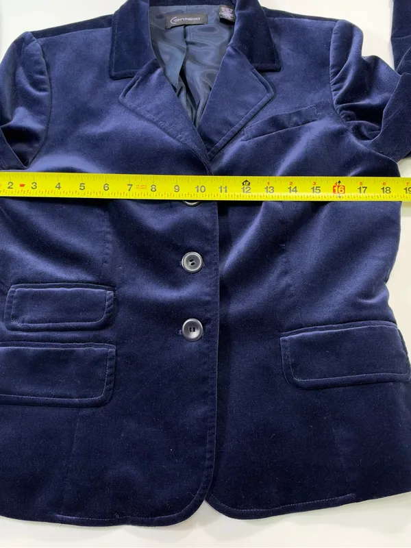 Context Tailored Velvet Blazer in Dark Blue Size 10 NWOT - Image 4