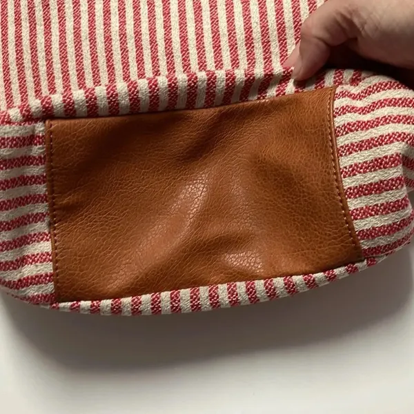 Flawed Sole‎ Society tote bag magnetic closure versatile mom bag fall - Image 11