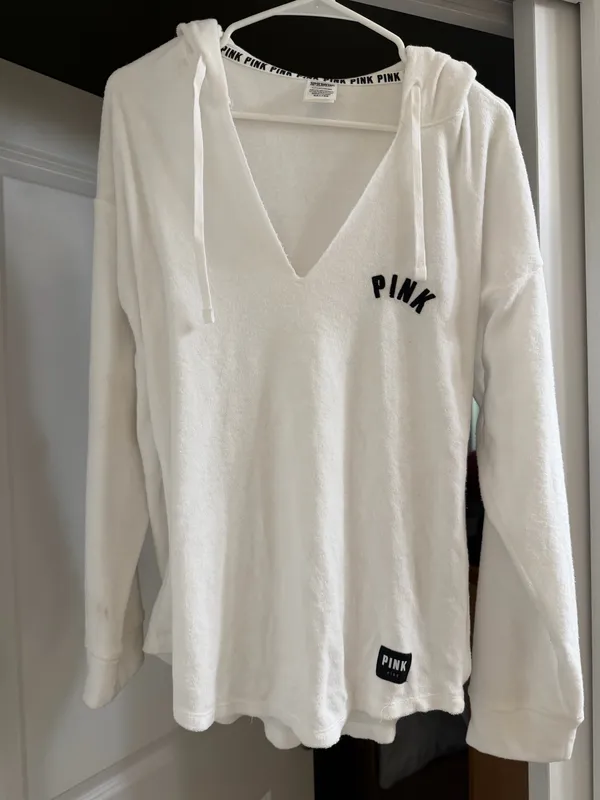 PINK Victoria's Secret beach cover up - Image 4