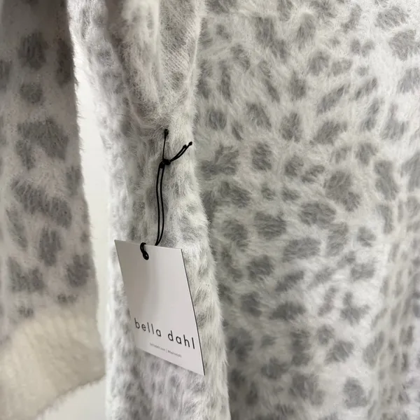 NWT Bella Dahl M‎ Gray Leopard Fuzzy Eyelash Knit Sweater Cozy Winter Softgirl - Image 5