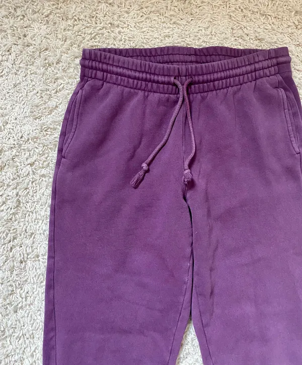 Aritzia TNA boyfriend sweatpants - Image 3