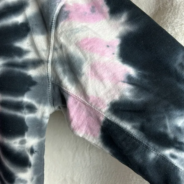 LIKE LOVE TIE DYED LONG SLEEVE "HEART" sweatshirt TOP Size Large.cotton - Image 5