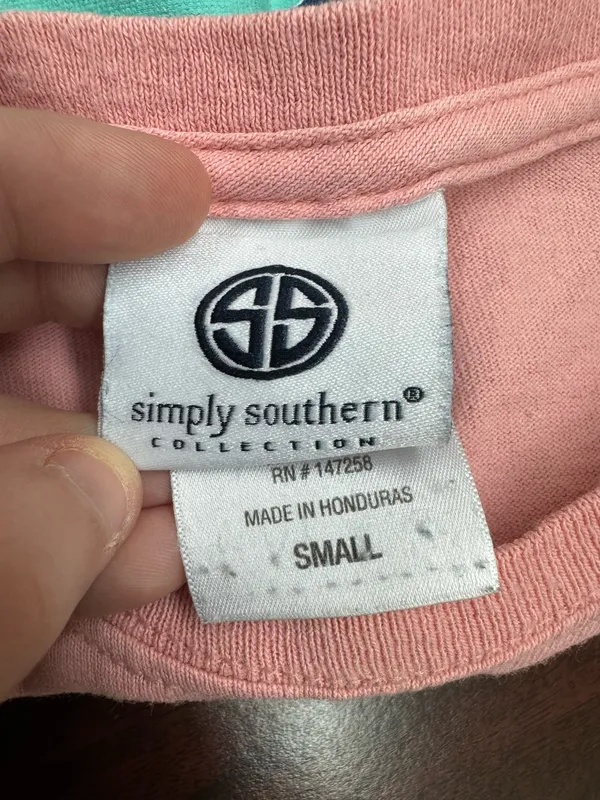Simply Southern Peach Colored Short Sleeve Graphic Tee Size Small - Image 7