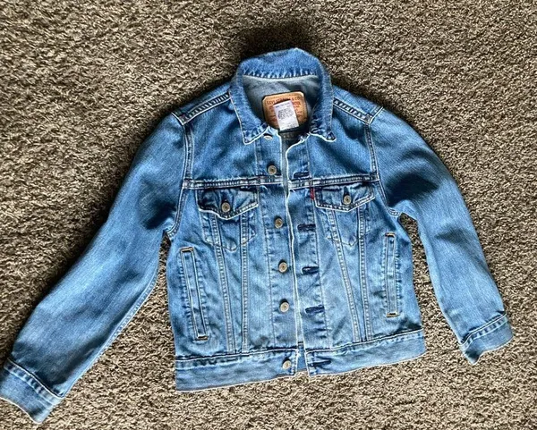 Levi's Blue Jean Jacket Medium Indigo Classic - Image 3