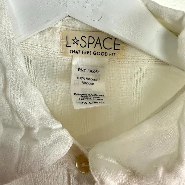 L*SPACE Anita Cover Up in White Size Medium / Large - Image 8