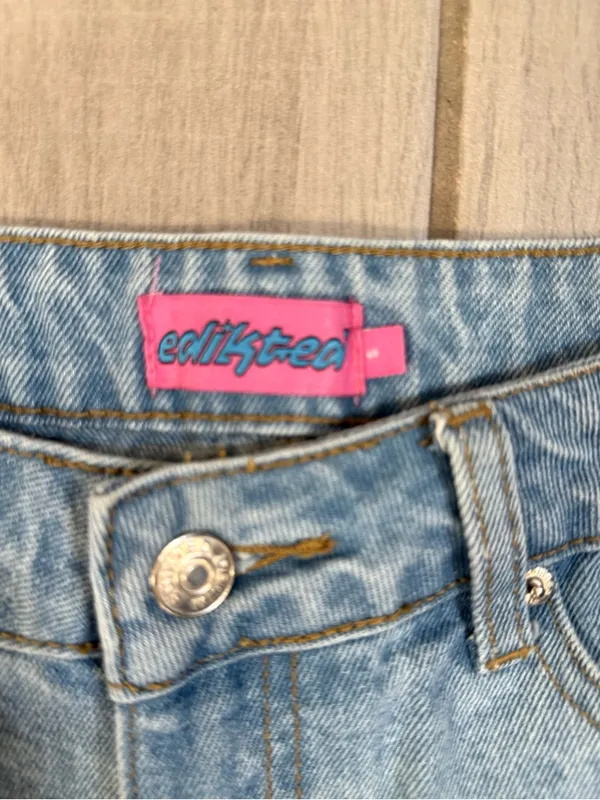 Edikted Light Blue High-Rise Frayed Hem Jean Shorts - Image 4