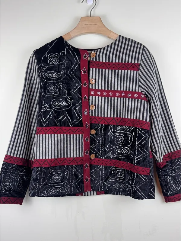 Brownstone Studio Vintage Patchwork Embroidered Velvet Jacket Size S Boho Black - Image 2