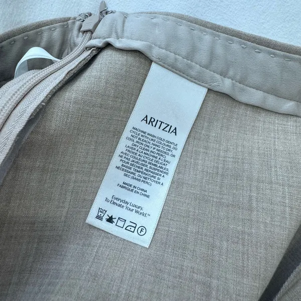 Aritzia Babaton Skirt - Image 5