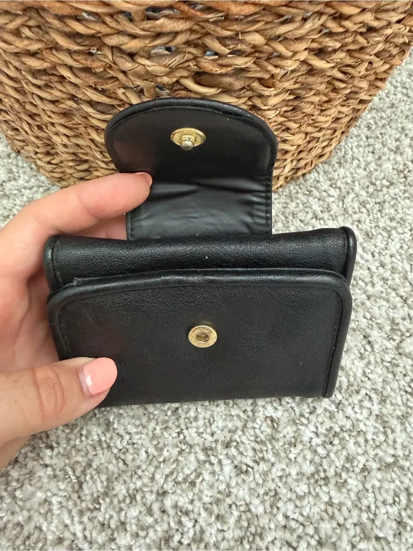 Vintage 1990’s L’egent black leather wallet - Image 6