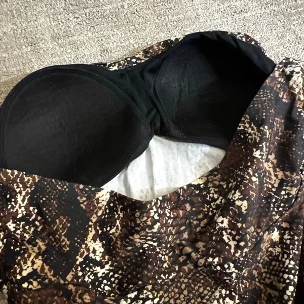 Motherhood Maternity Snake Print Brown Black Strapless Swim Top Medium - Image 4