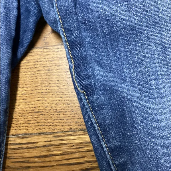 Judy Blue style 88255 pull on denim Jeggings. Size 9/29 - Image 8