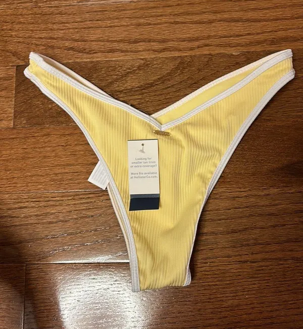 Hollister NWT RIBBED HIGH-LEG V-WAIST CHEEKIEST BIKINI BOTTOM - SMALL - Image 6