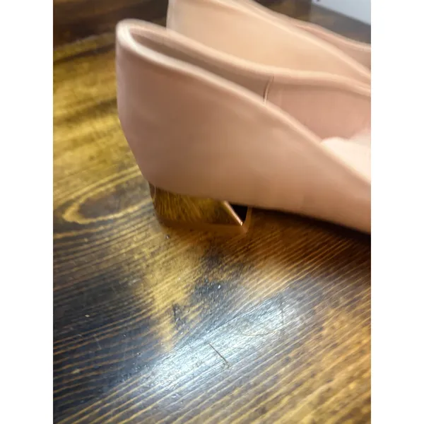 Neutral Pointed Toe Low‎ Heels Size 11 - Image 7