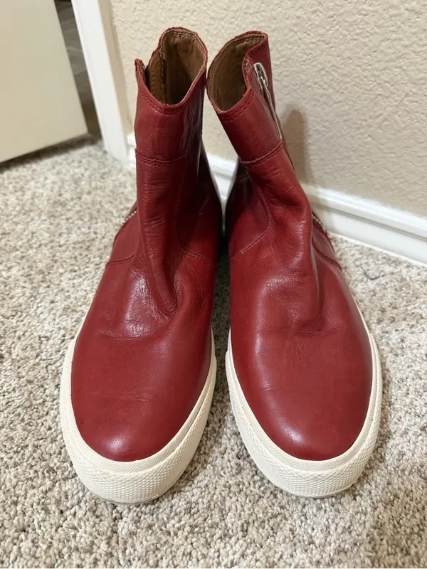 FRYE Gia Lug Zip Leather Bootie Sneaker Red Clay 9.5 - Image 4