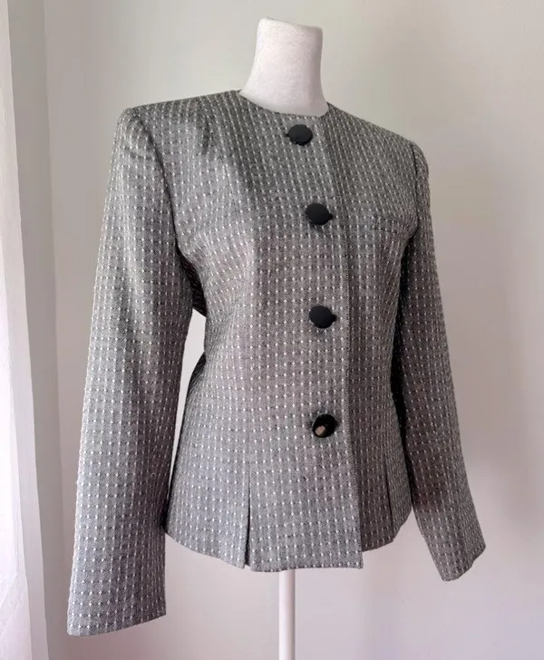 Vintage ‘90s J. Gallery Black & White Textured Collarless Blazer - Image 3