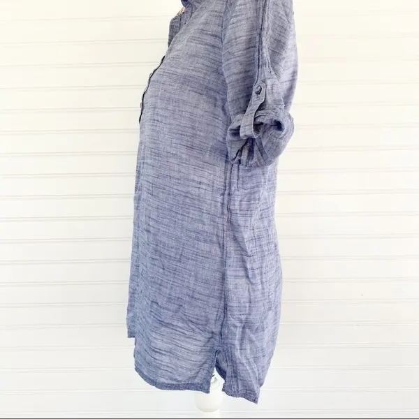 Canyon River Blues Button top Size Medium blue‎ chambray - Image 2