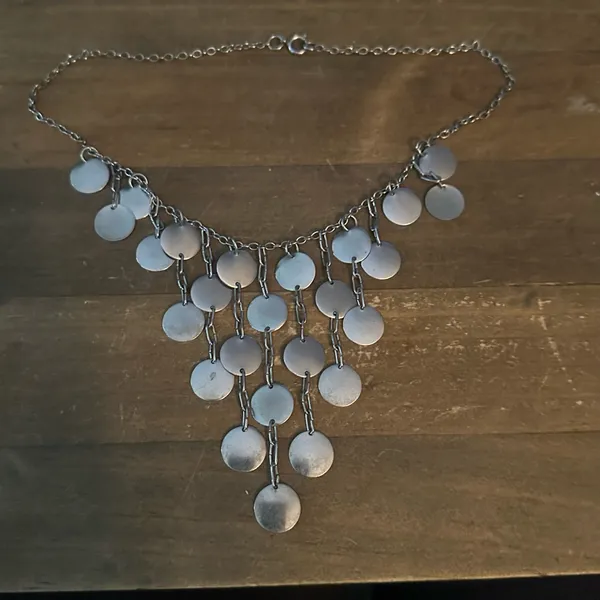 Vintage silver tone pyramid bib necklace - Image 2