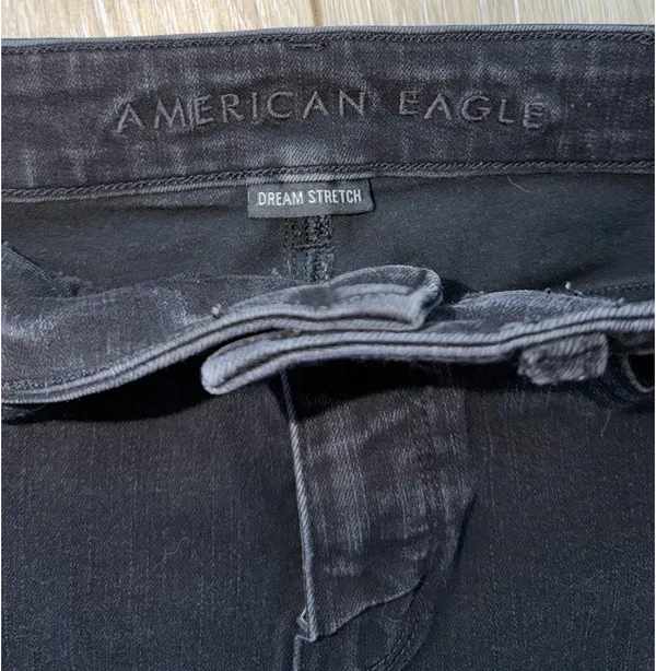 Black stretchy American Eagle jeggings - Image 3