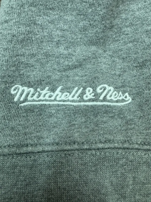 Mitchell & Ness Washington Redskins Grey Cropped Crewneck Sweatshirt Size Large - Image 3
