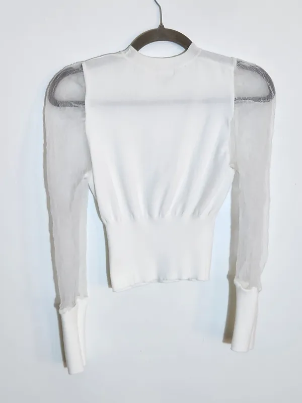 Idem Ditto White Cropped Sweater with Sheer Sleeves Size Medium Flaw - Image 5