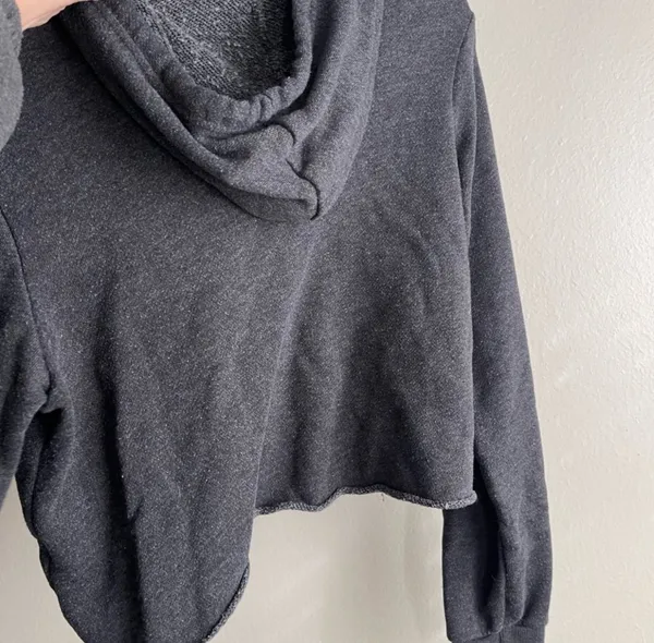 Brandy Melville Cropped Pullover Hooded Sweatshirt - Image 3