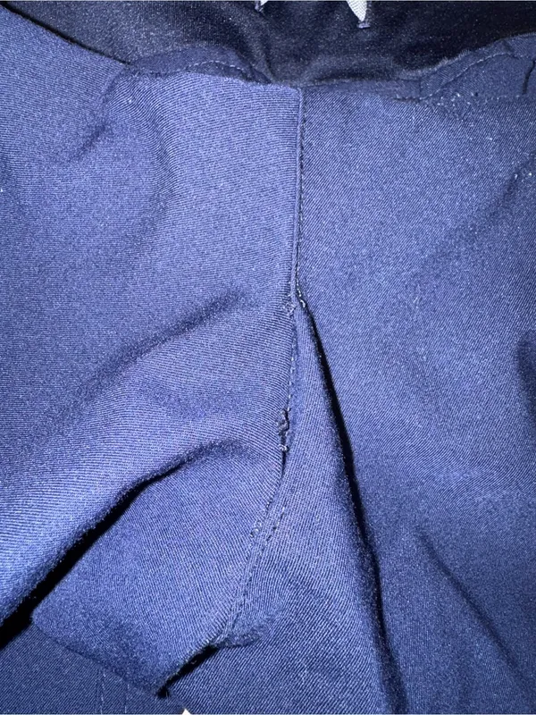 FIGS Technical Collection Scrub Joggers XL Navy | Minor Stitch Repair Needed - Image 6