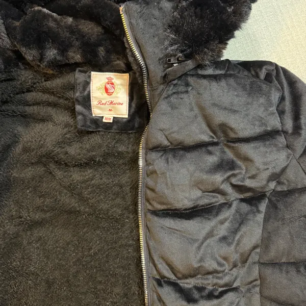 Red Marine Black Velvet Puffer Jacket Women Size Medium Faux Fur Hood NWT - Image 7