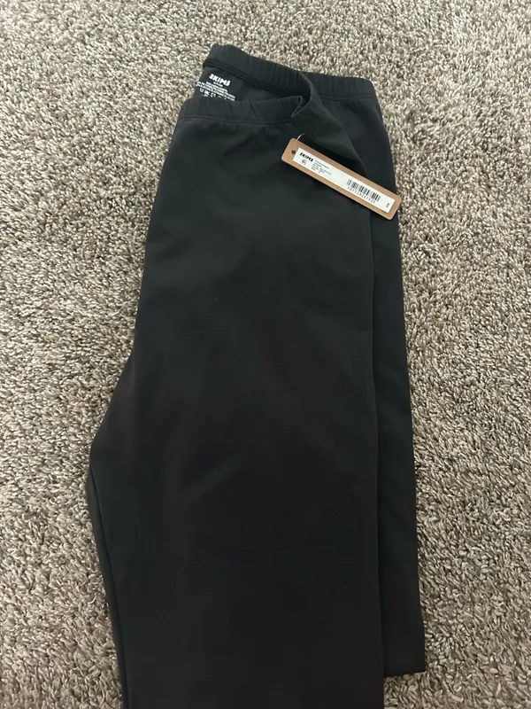 SKIMS Leggings - Image 3