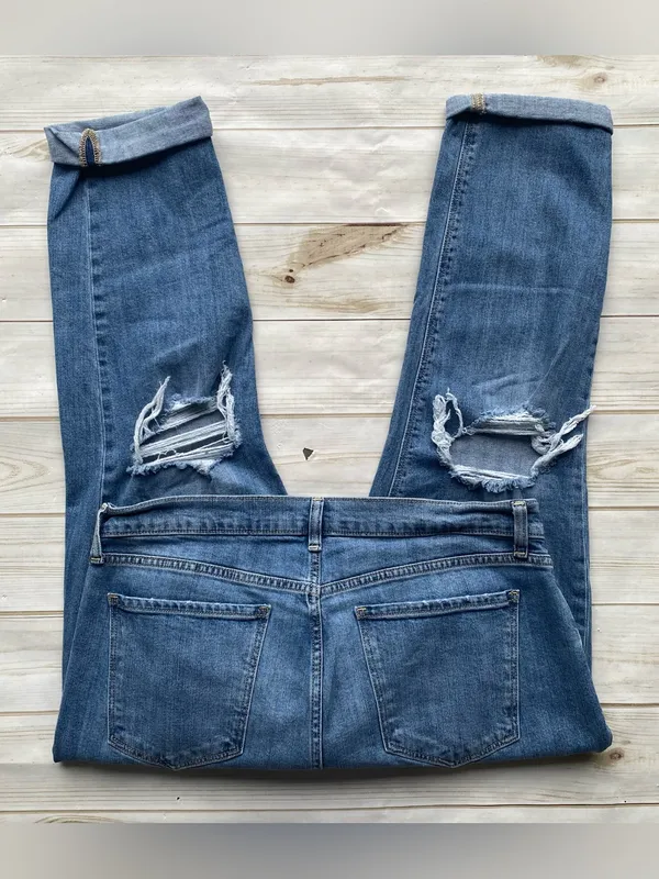 Old Navy boyfriend mid rise distressed ripped medium wash rolled cuff jeans 12 - Image 4