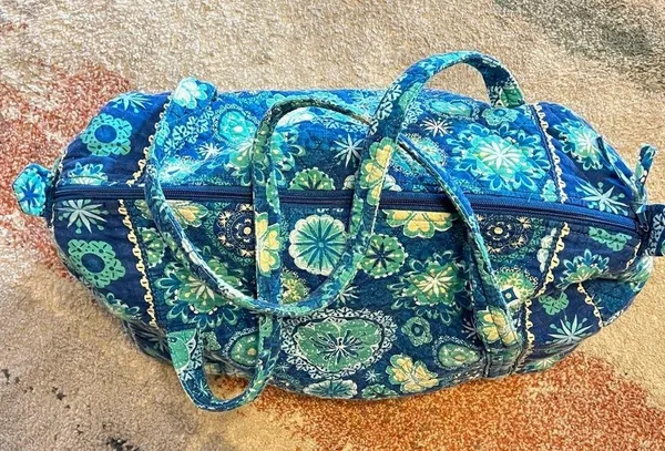 Quilted Fabric Overnight Weekend Duffle Bag Carry On Blue Yellow Floral Zip - Image 3