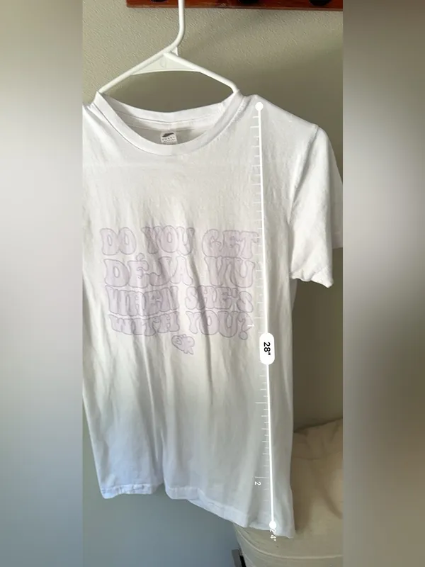 Olivia Rodrigo “Do You Get Deja Vu?” Graphic T-Shirt Size Small - Image 5