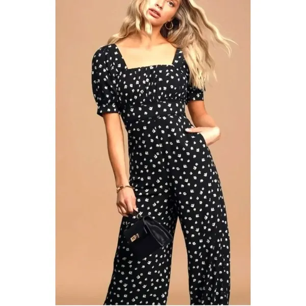 Lulus Black Floral Milkmaid Jumpsuit Sz M Puff Sleeve Wide‎ Leg Square Neck - Image 3