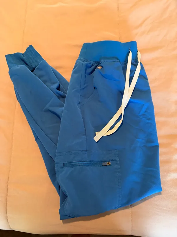 FIGS Scrub Pants Jogger - Image 2
