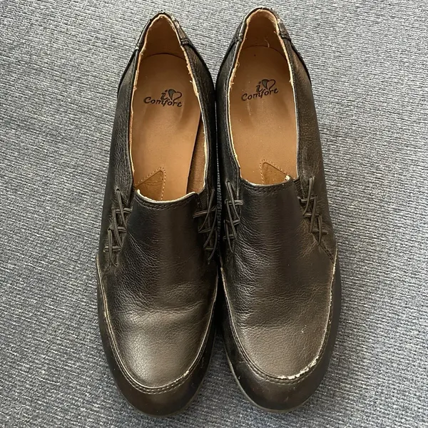 I Love Comfort Shoes Women’s Size 9 Slip On‎ Black Leather Non-Slip Work Office - Image 3