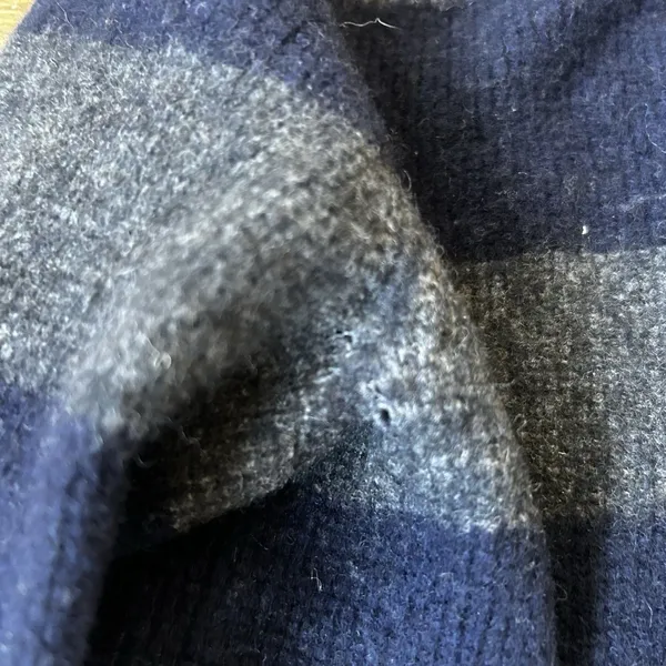 Banana Republic blue and gray wide striped long sleeve pullover sweater size M - Image 4
