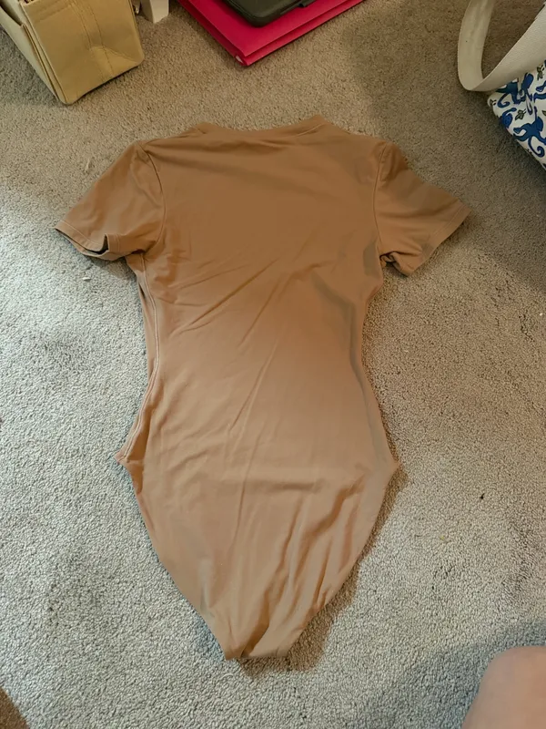 SKIMS Bodysuit - Image 2