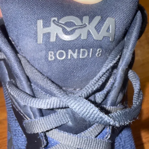 Hoka bondi 8 running shoes size 9 - Image 9
