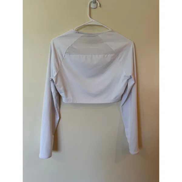 Gymshark Long Sleeve Training Crop Top Crew Neck Slim Fit White Women's Small - Image 4