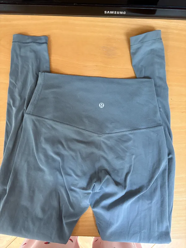 Lululemon Leggings Align 28" - Image 3