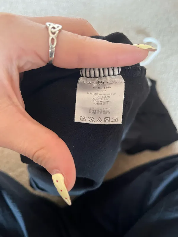 Brandy Melville Black T-Shirt Dress - Image 3
