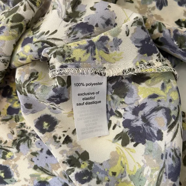 Maurices Cream Multicolor Ditsy Floral Print Ruffle Smock Blouse - Image 10