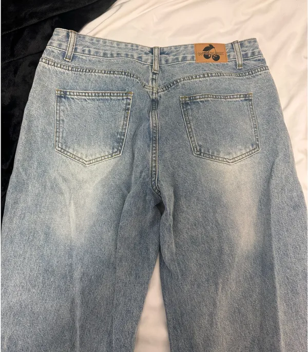 White Fox Boutique Jeans - Image 3