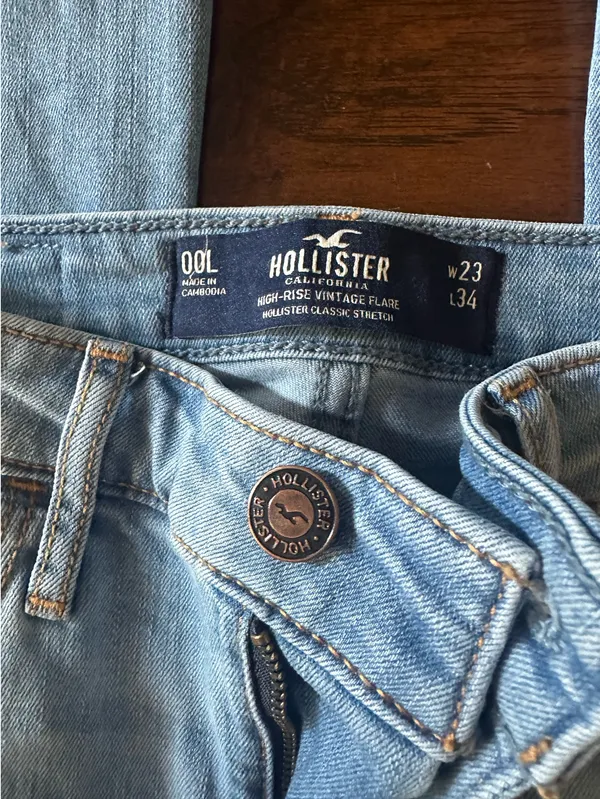 Hollister Jeans - Image 3
