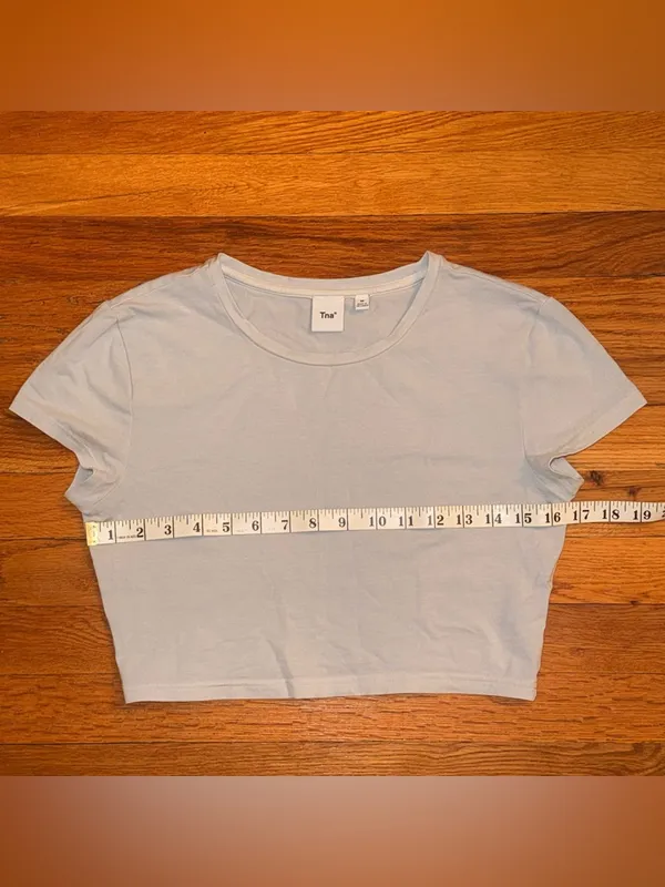 TNA Aritzia Baby‎ Blue Crop Tee Baby Tee size Medium - Image 3