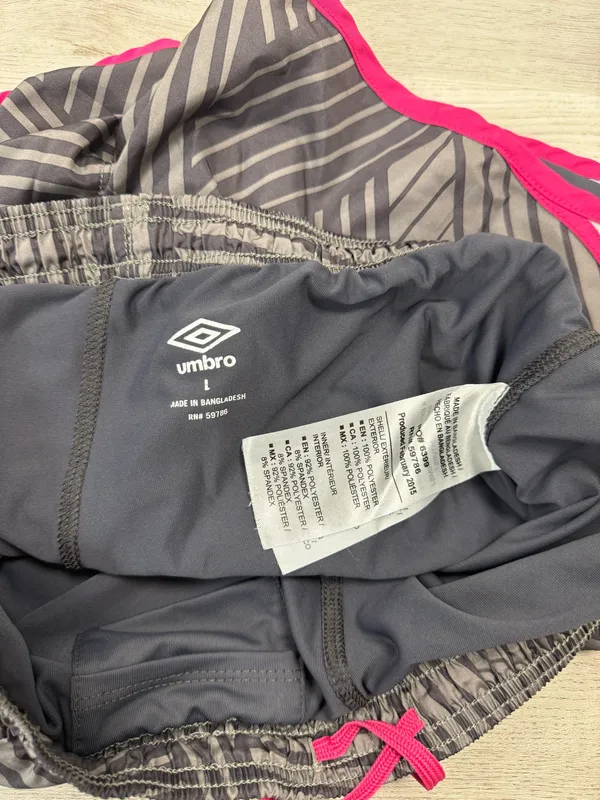 Umbro Women's Grey Geometric Running Shorts with Pink Trim - Image 3