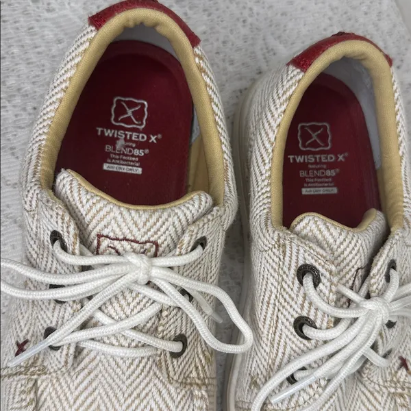 Twisted X Blend 85 tan white herringbone embroidered boat shoes sneakers sz 8 - Image 4