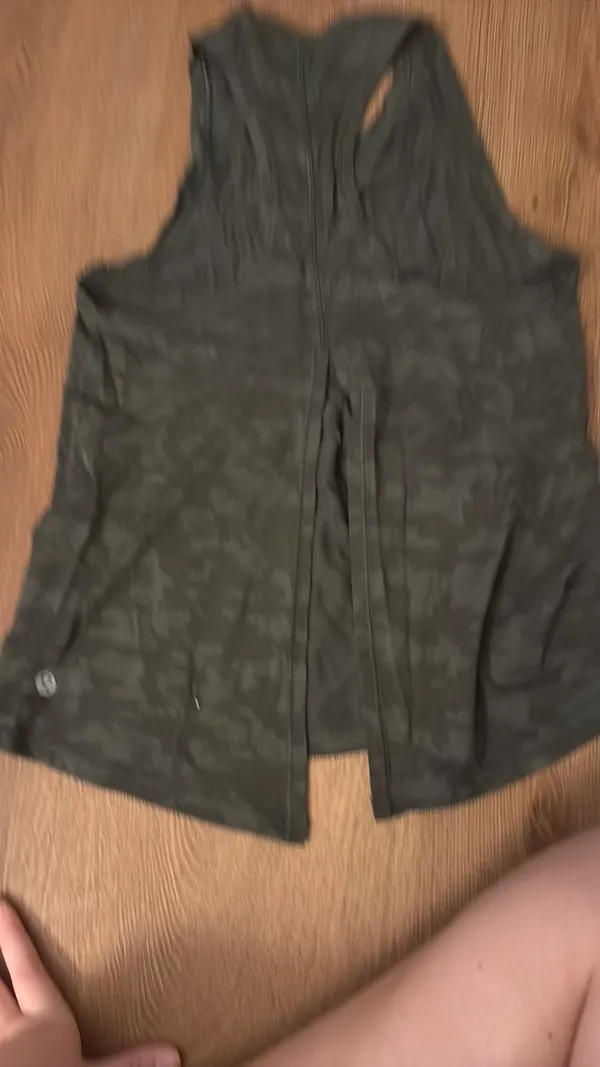 Lululemon Tank Top Racerback open back - Image 3